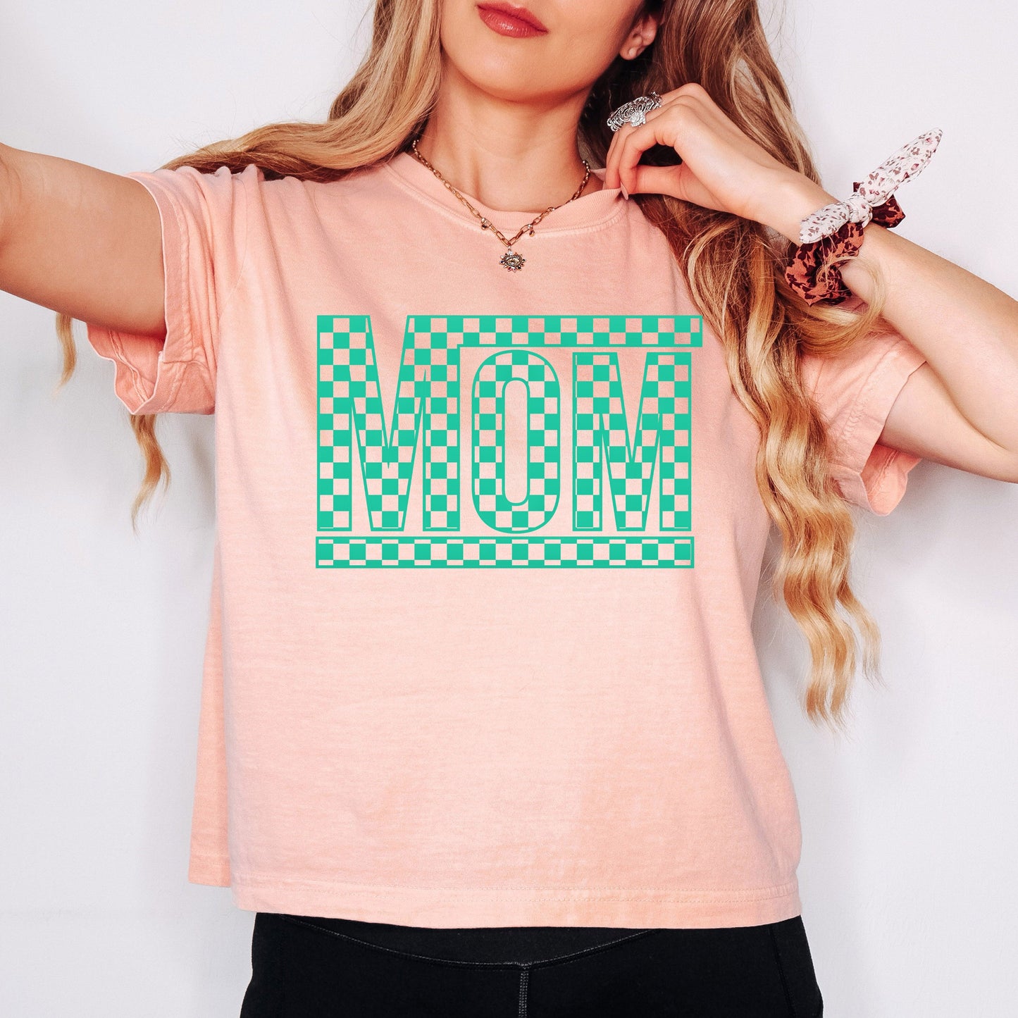 Mom Checkered Box Puff Print | Relaxed Fit Cropped Tee