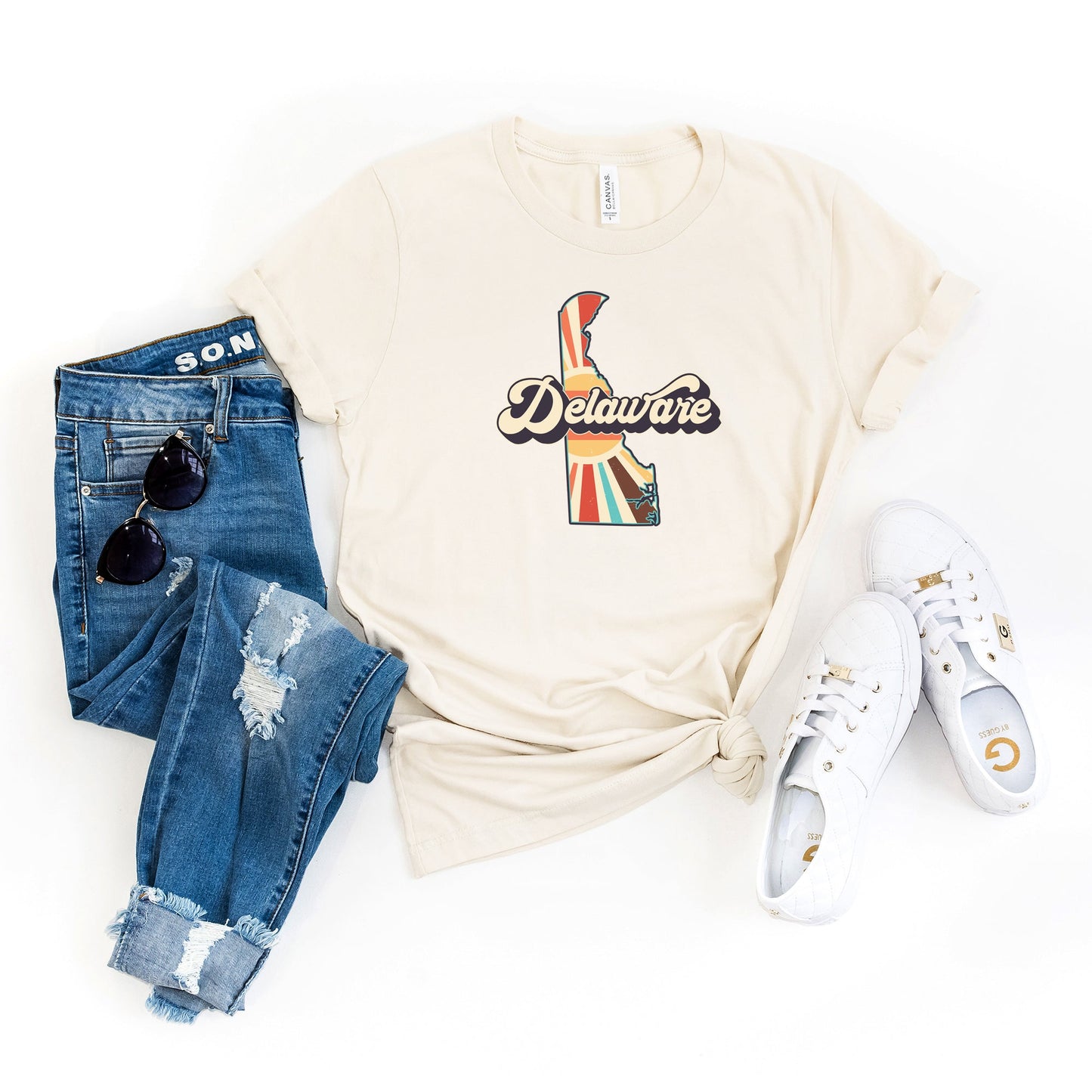 Retro Delaware | Short Sleeve Graphic Tee