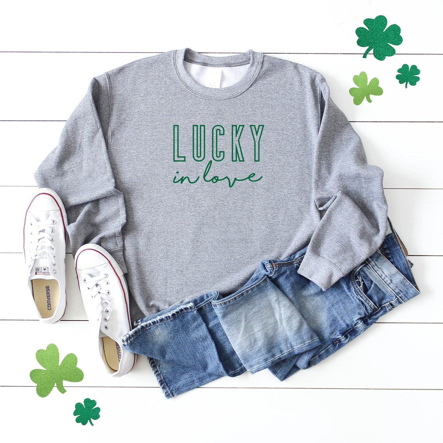 Lucky in Love | Sweatshirt