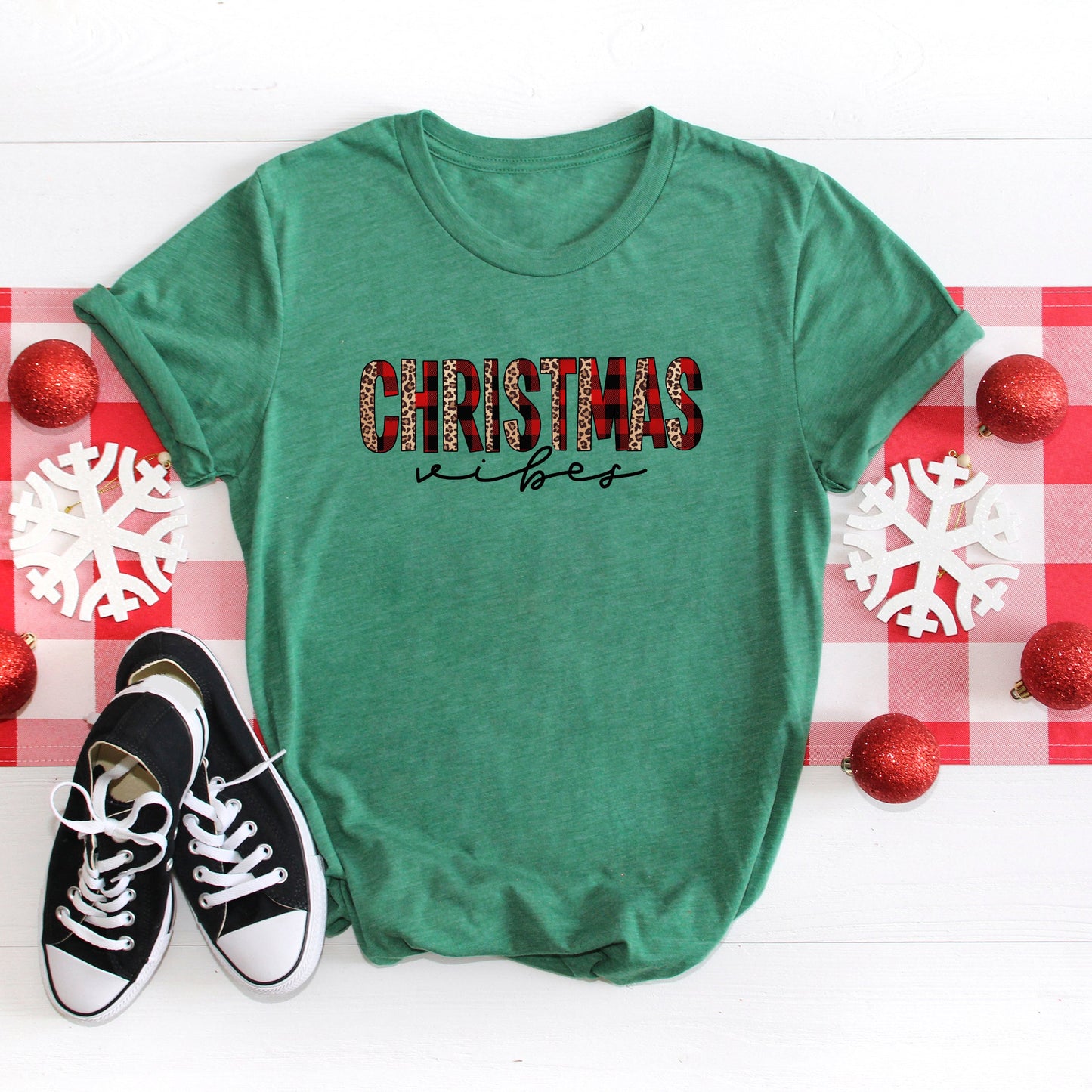 Leopard Plaid Christmas Vibes | Short Sleeve Crew Neck