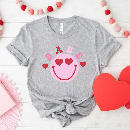 Babe Smile | Short Sleeve Graphic Tee