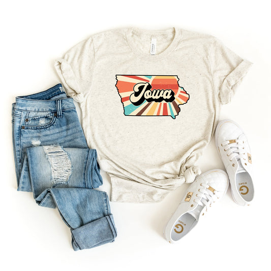 Retro Iowa | Short Sleeve Graphic Tee