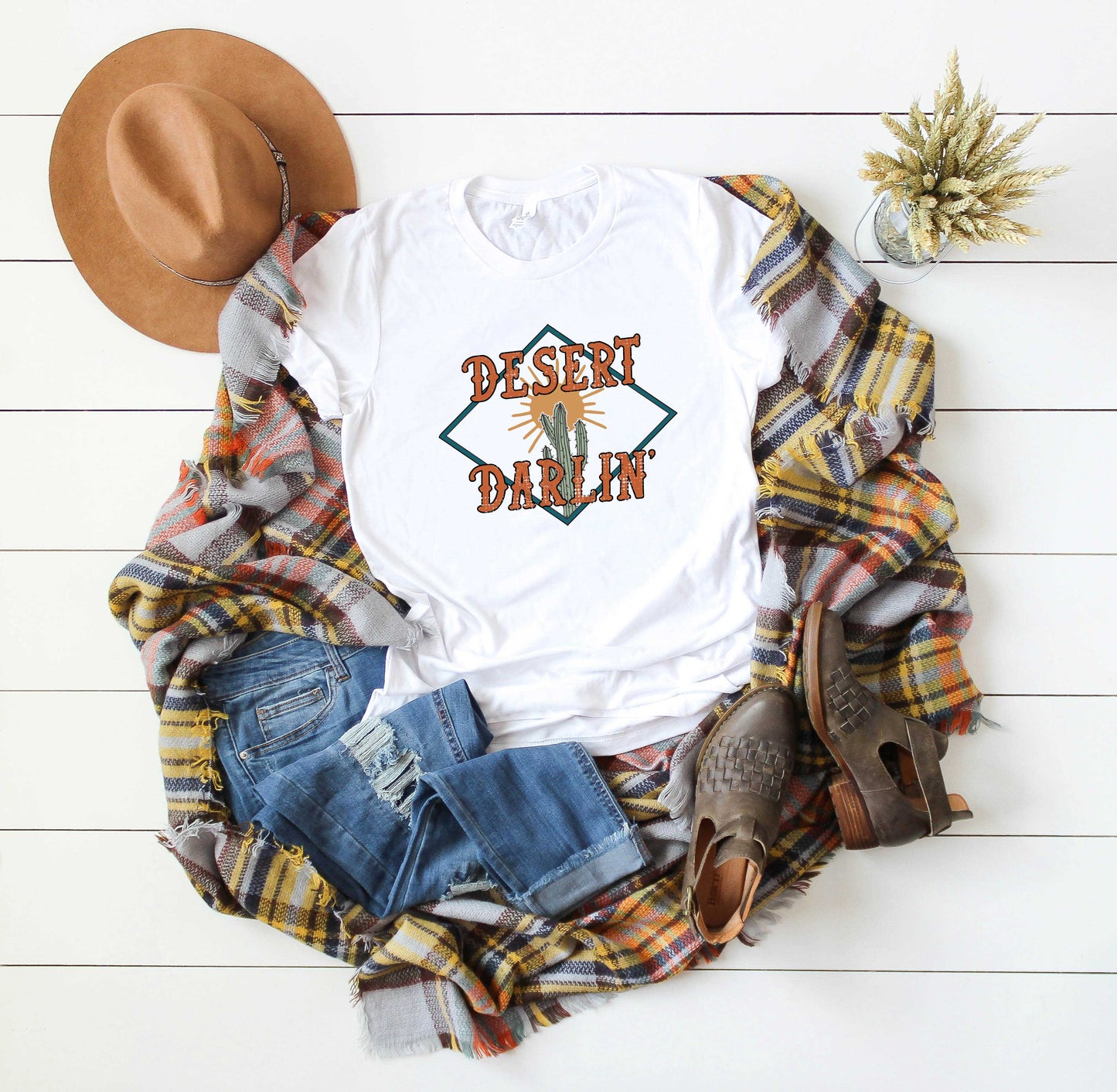 Desert Darlin' | Short Sleeve Graphic Tee