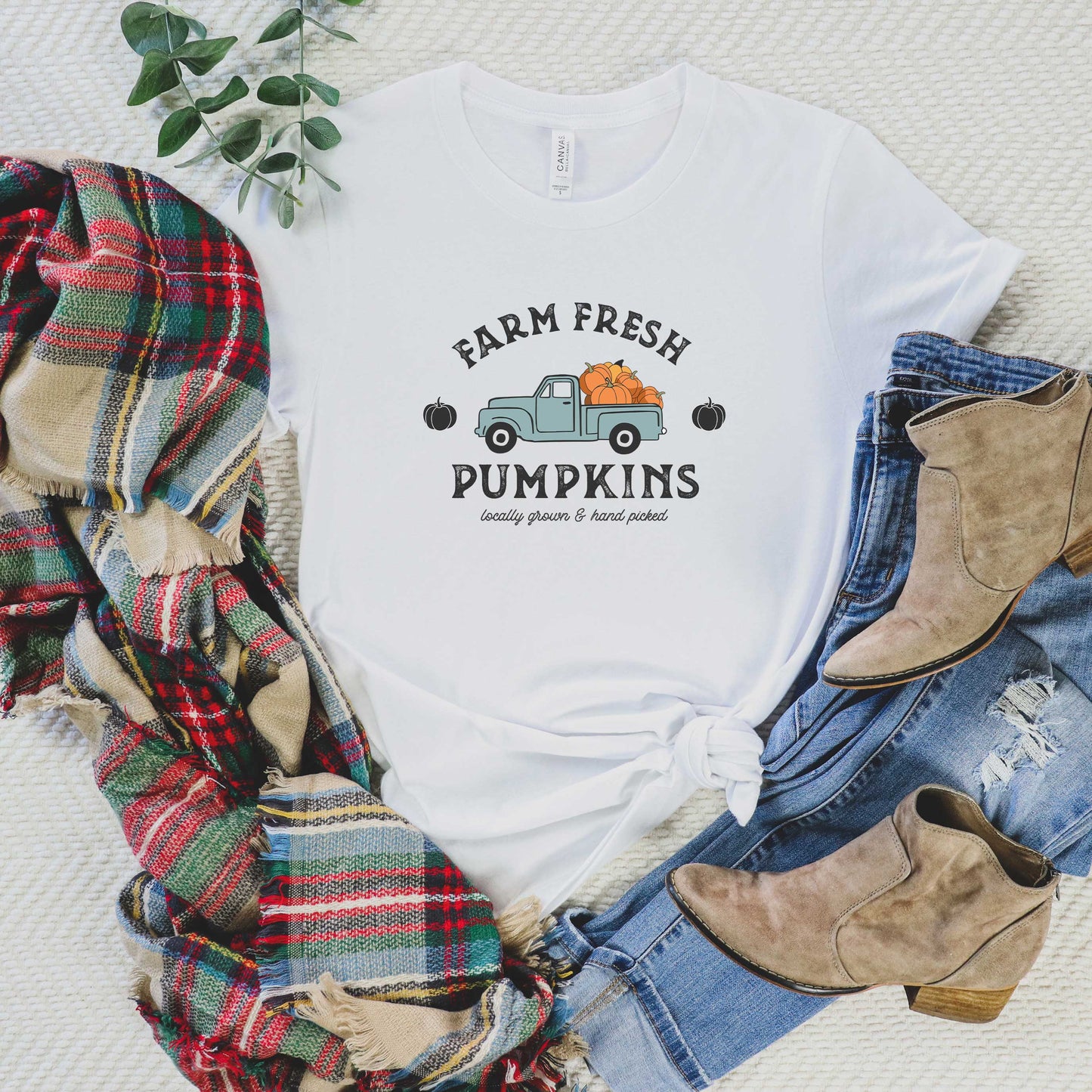 Farm Fresh Pumpkins Truck | Short Sleeve Graphic Tee