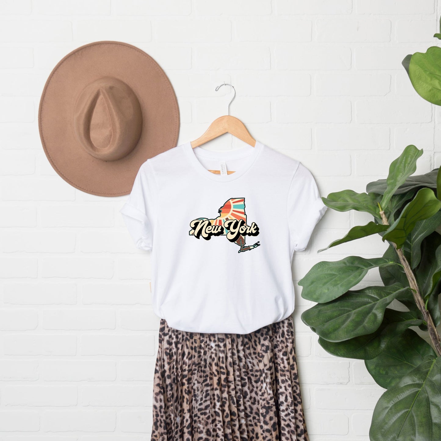 Retro New York | Short Sleeve Graphic Tee