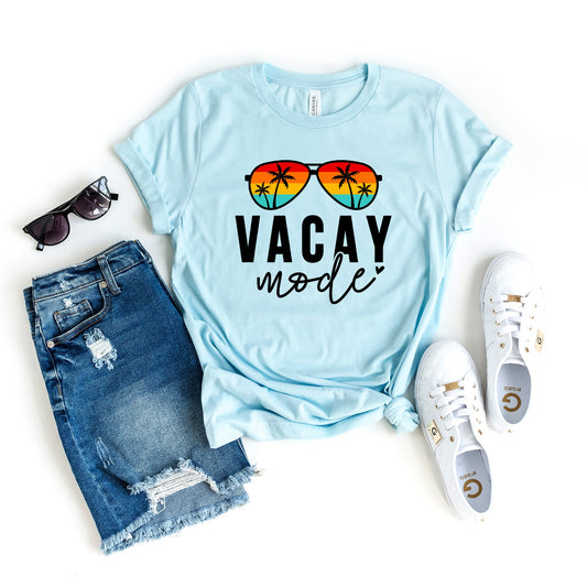 Vacay Mode Sunglasses | Short Sleeve Graphic Tee