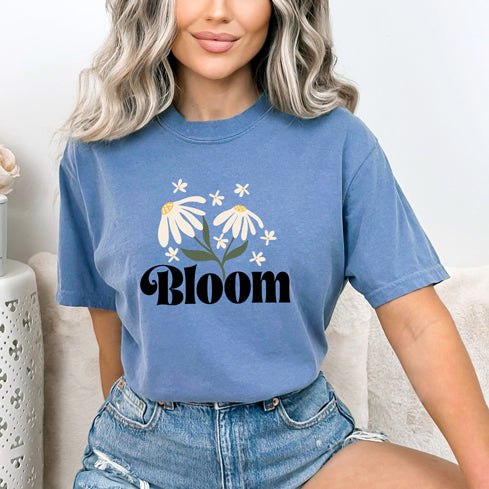 Bloom Daisy Flower | Garment Dyed Short Sleeve Tee