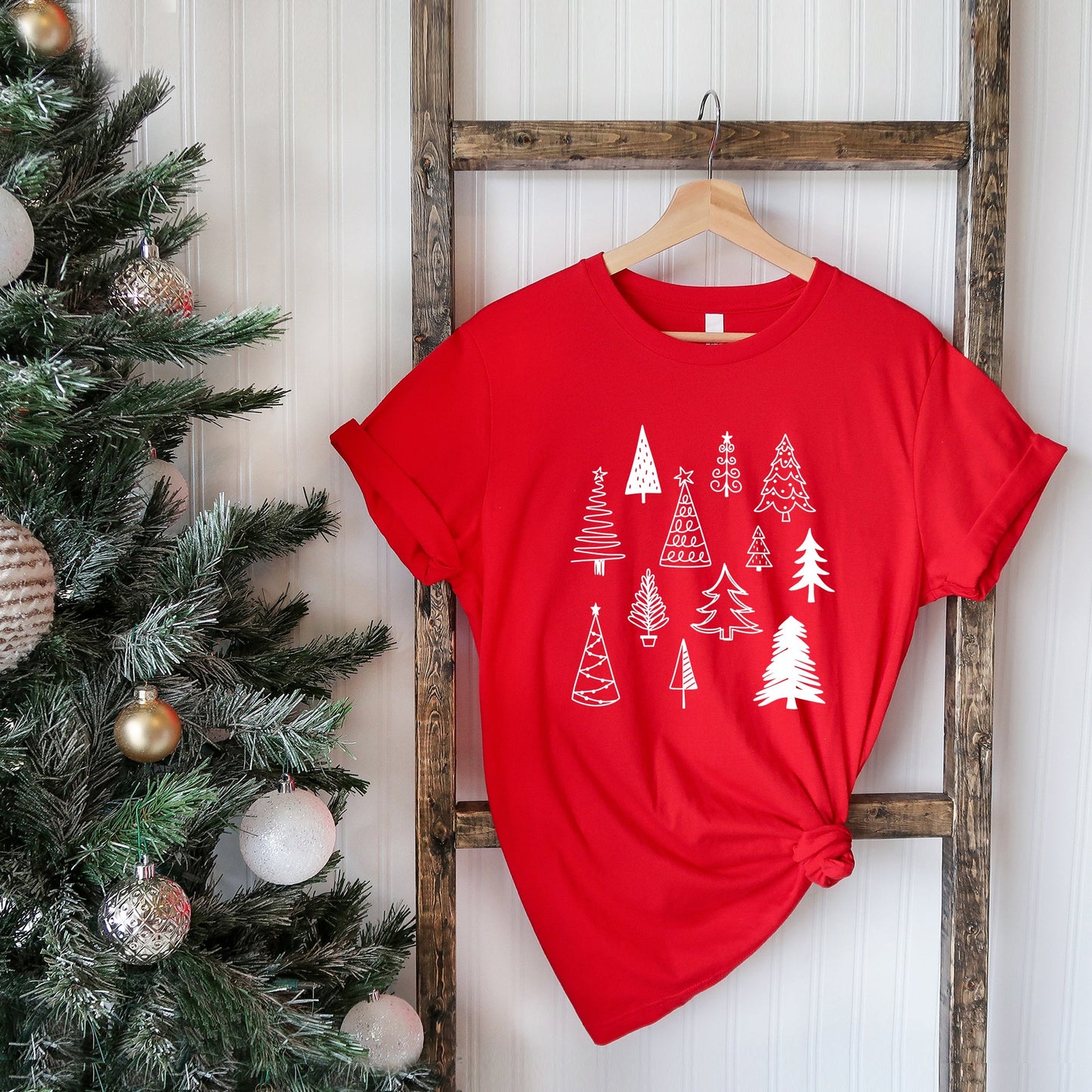 Christmas Tree Botanical | Short Sleeve Crew Neck