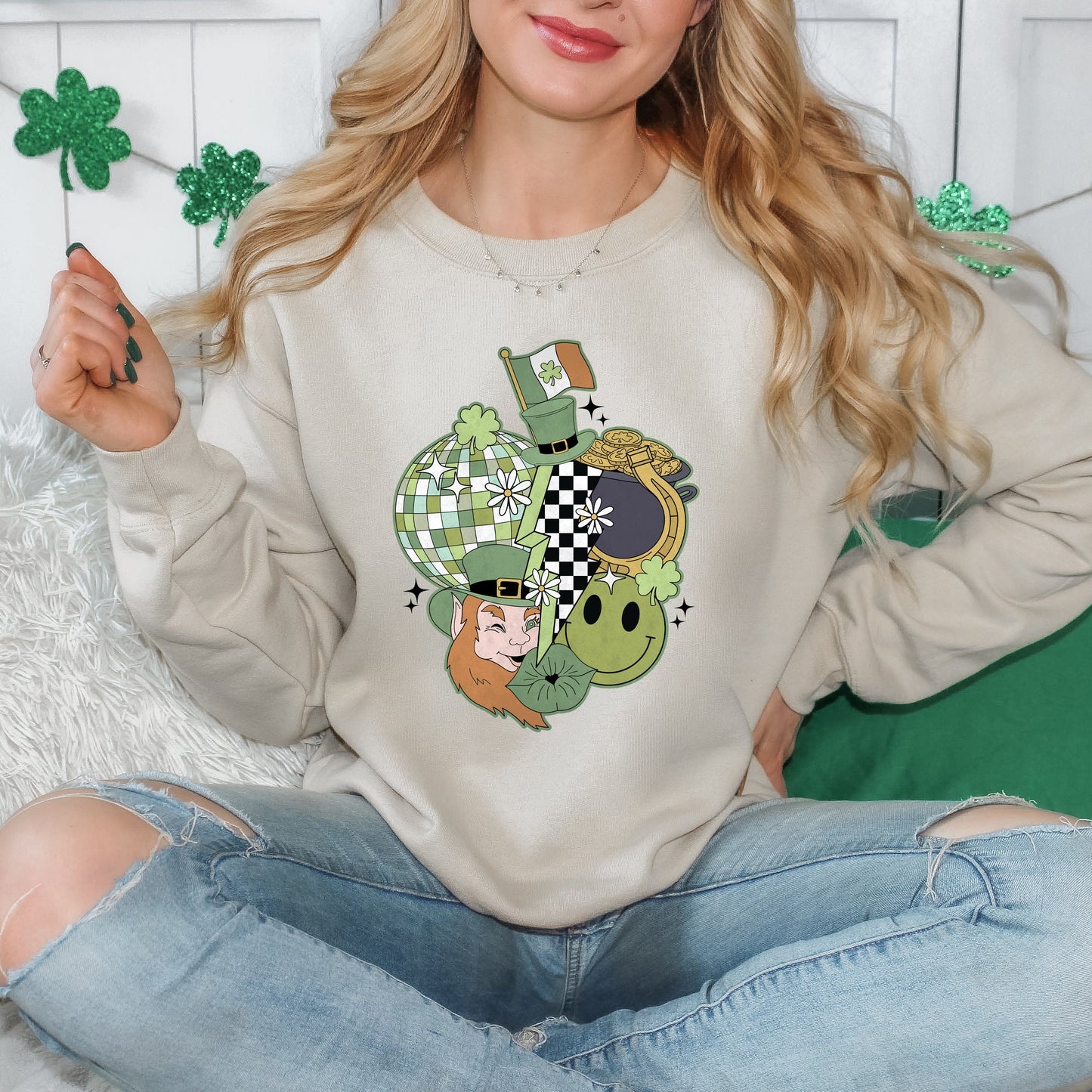 St. Patrick's Retro Collage | Sweatshirt