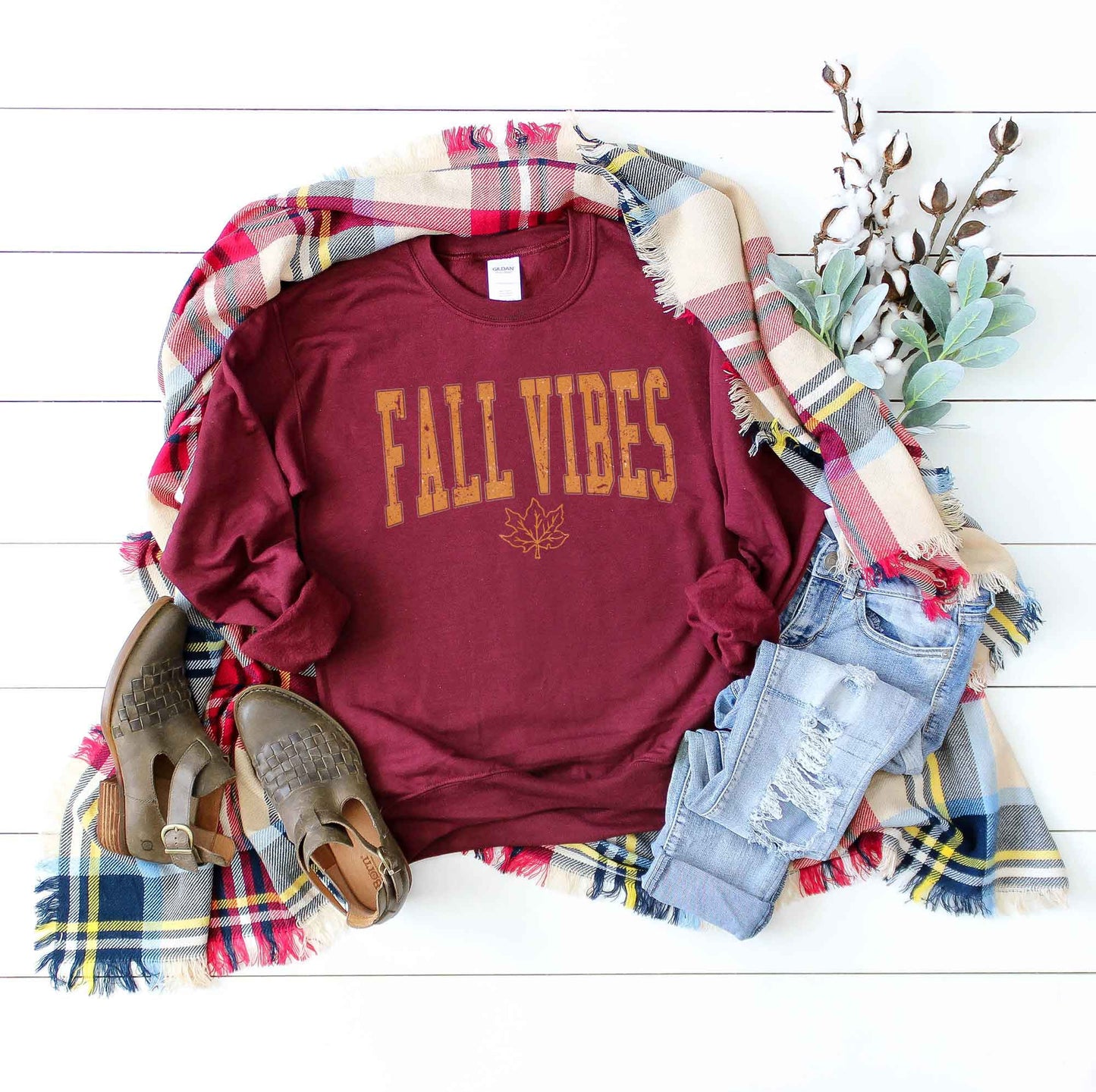 Fall Vibes Leaf | Sweatshirt