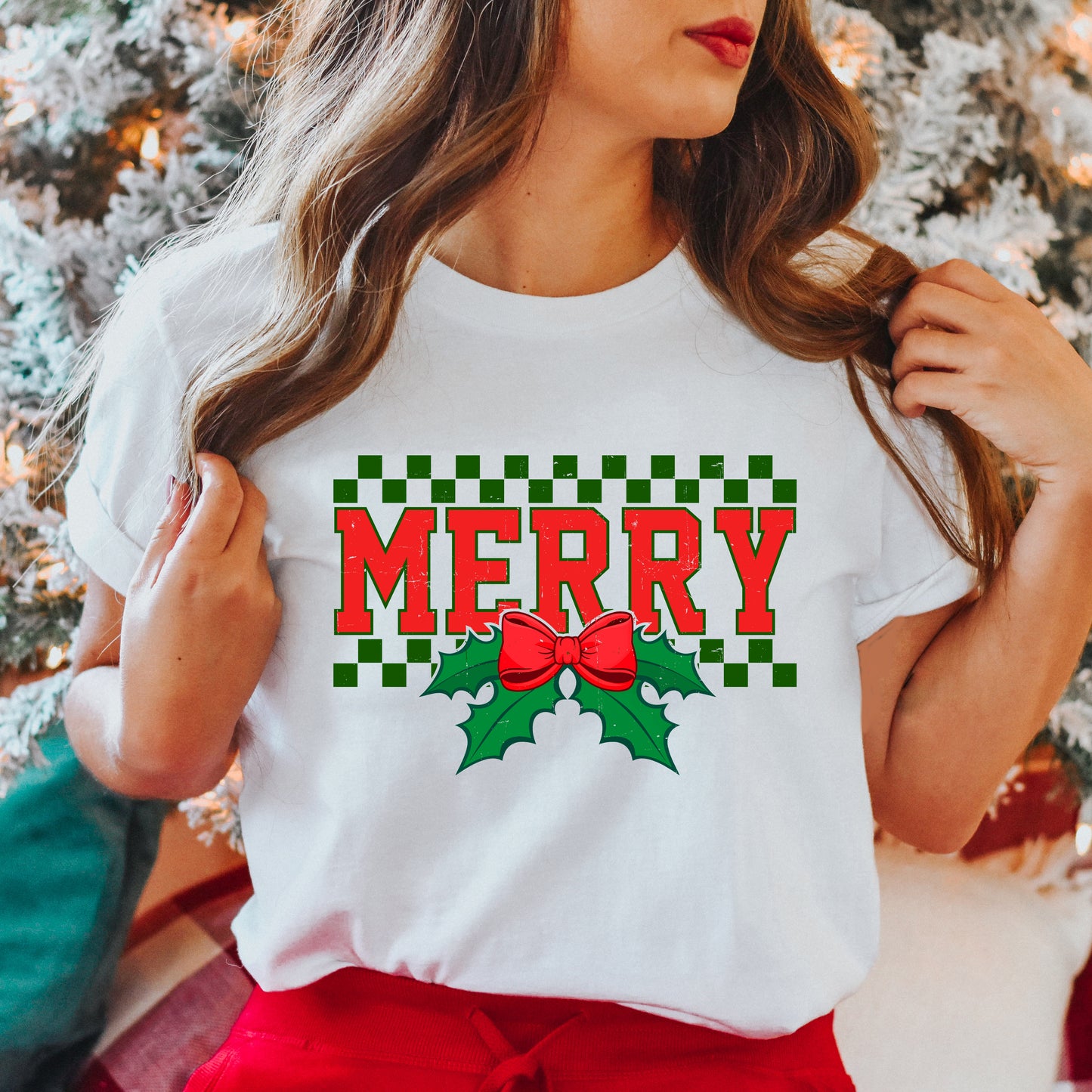 Merry Checkered Mistletoe | Short Sleeve Crew Neck