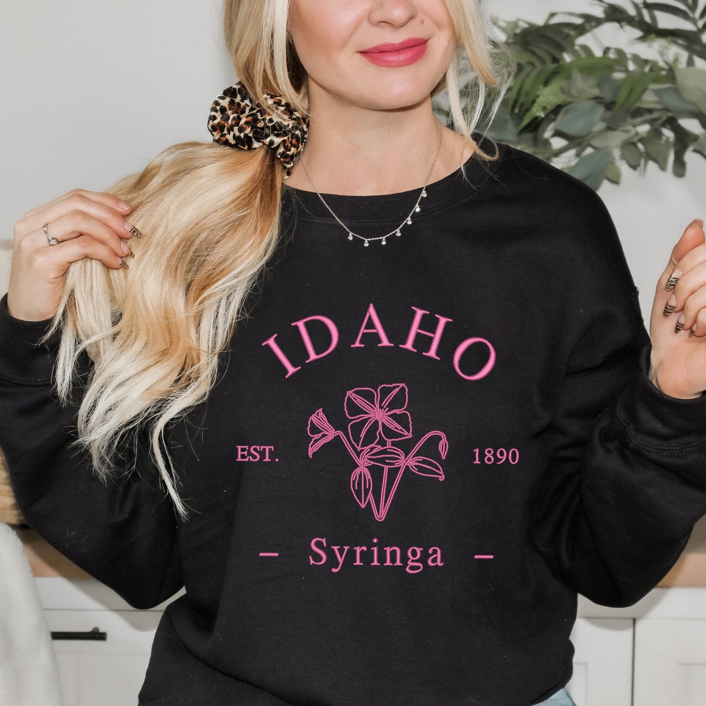 Embroidered Idaho Syringa | Sweatshirt