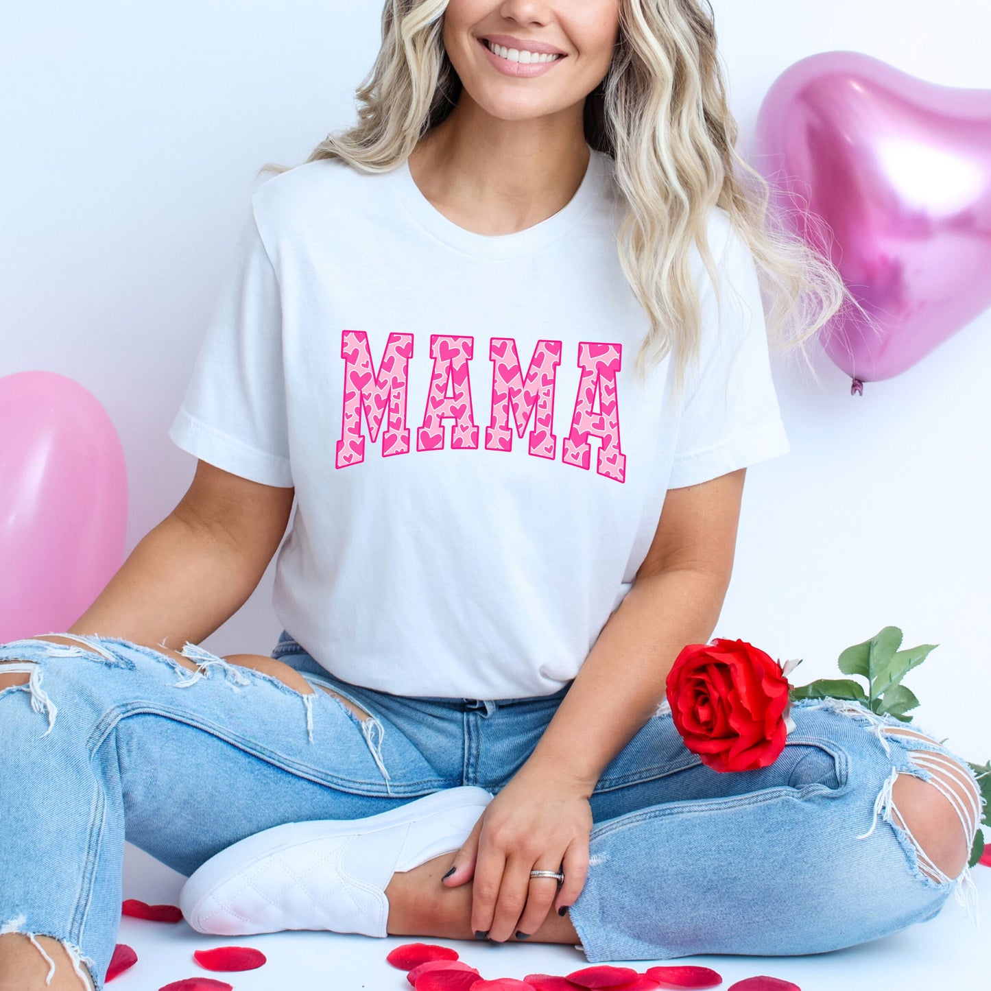 Mama Pink Hearts | Short Sleeve Graphic Tee