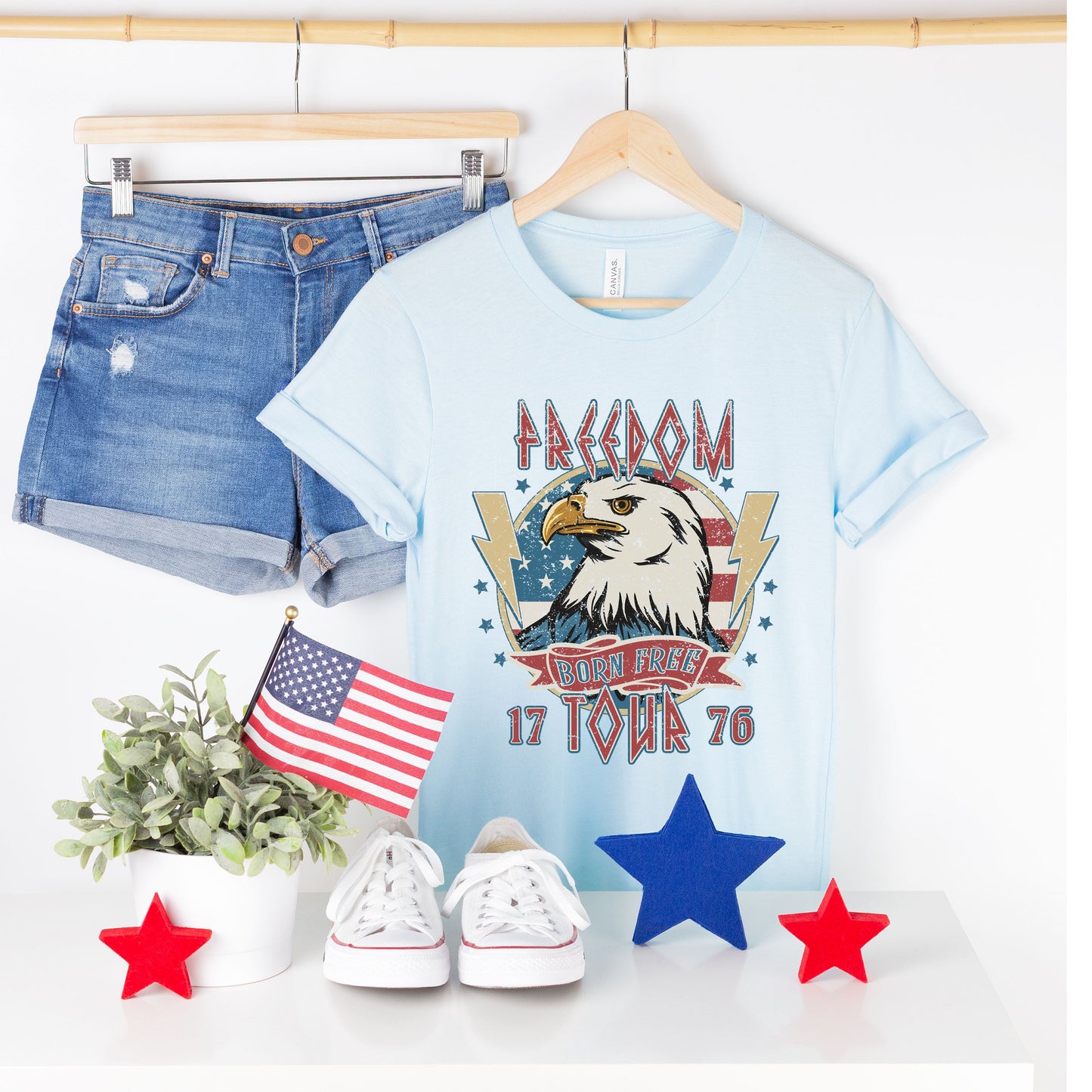 Freedom Tour Born Free | Short Sleeve Graphic Tee