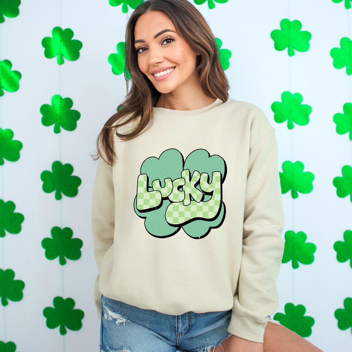 Lucky With Clover | Sweatshirt