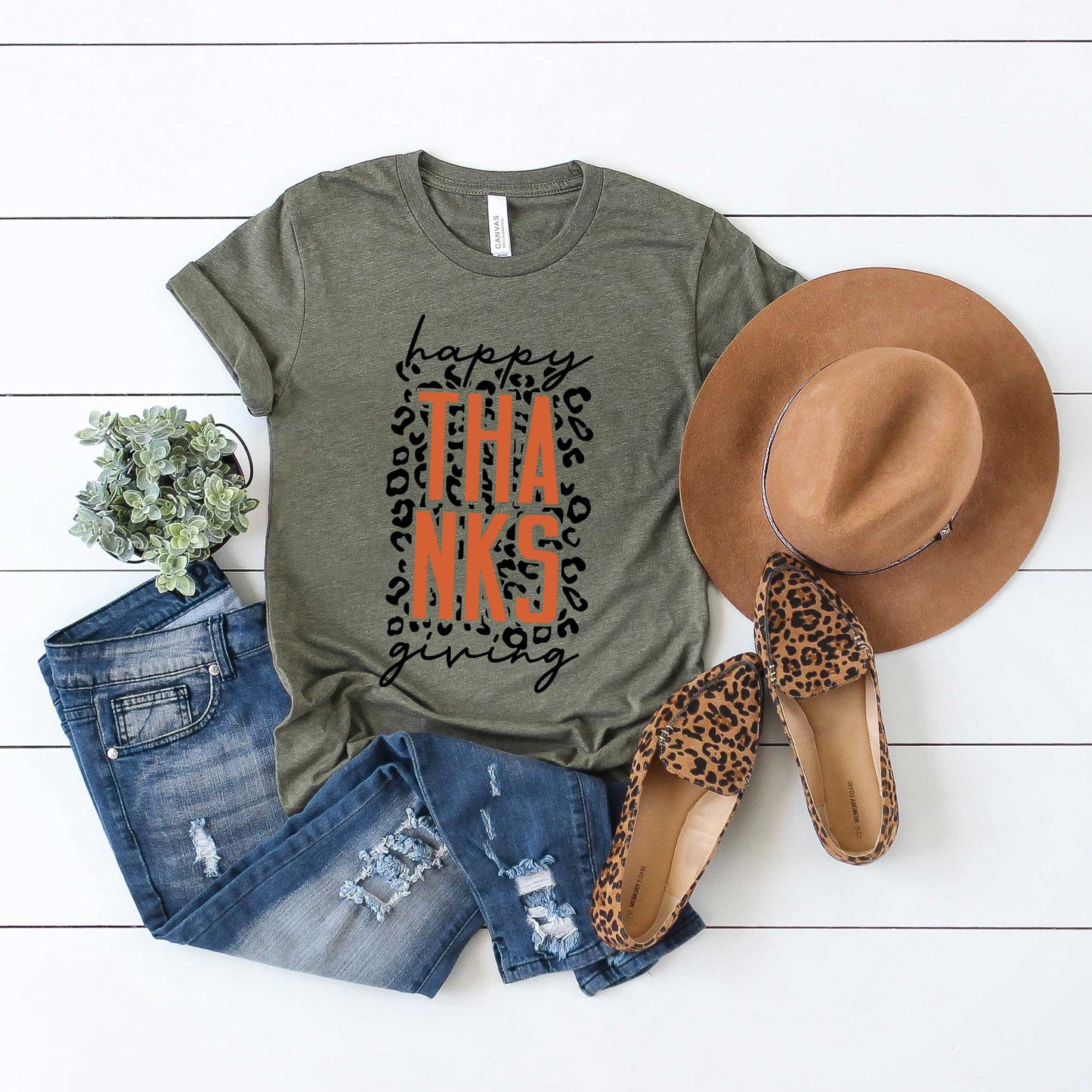 Happy Thanksgiving Orange Leopard | Short Sleeve Graphic Tee