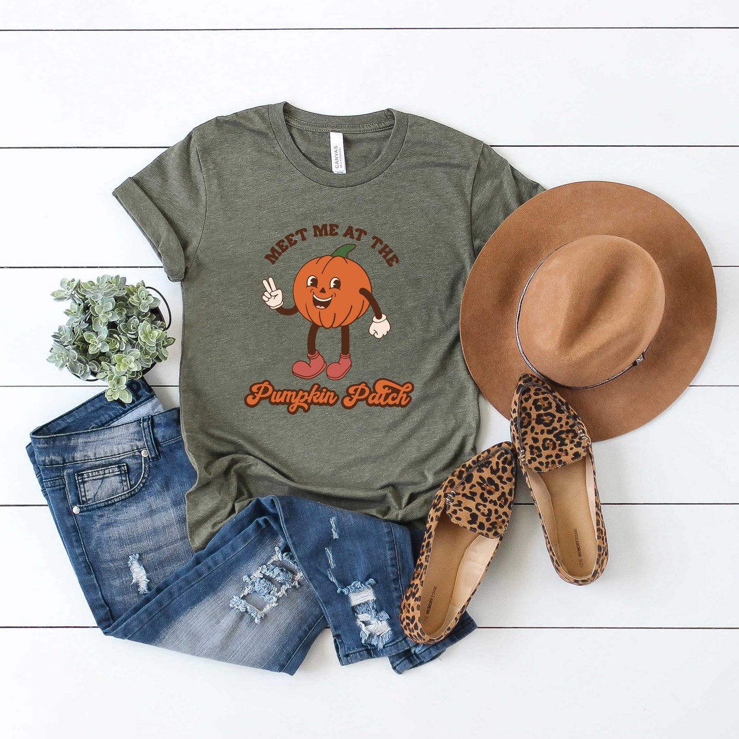 Meet Me At The Pumpkin Patch Pumpkin | Short Sleeve Graphic Tee