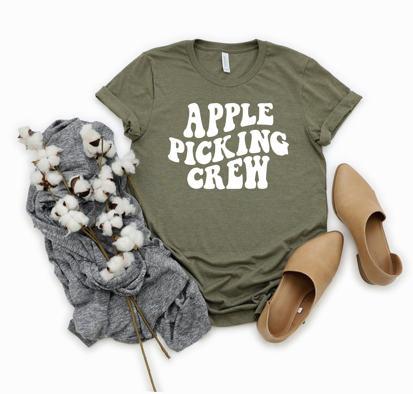 Apple Picking Crew Wavy | Short Sleeve Graphic Tee