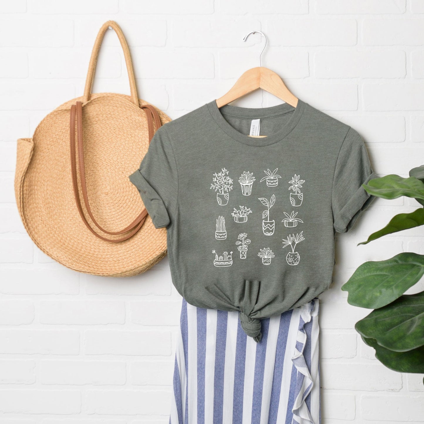 Lots of Plants | Short Sleeve Graphic Tee