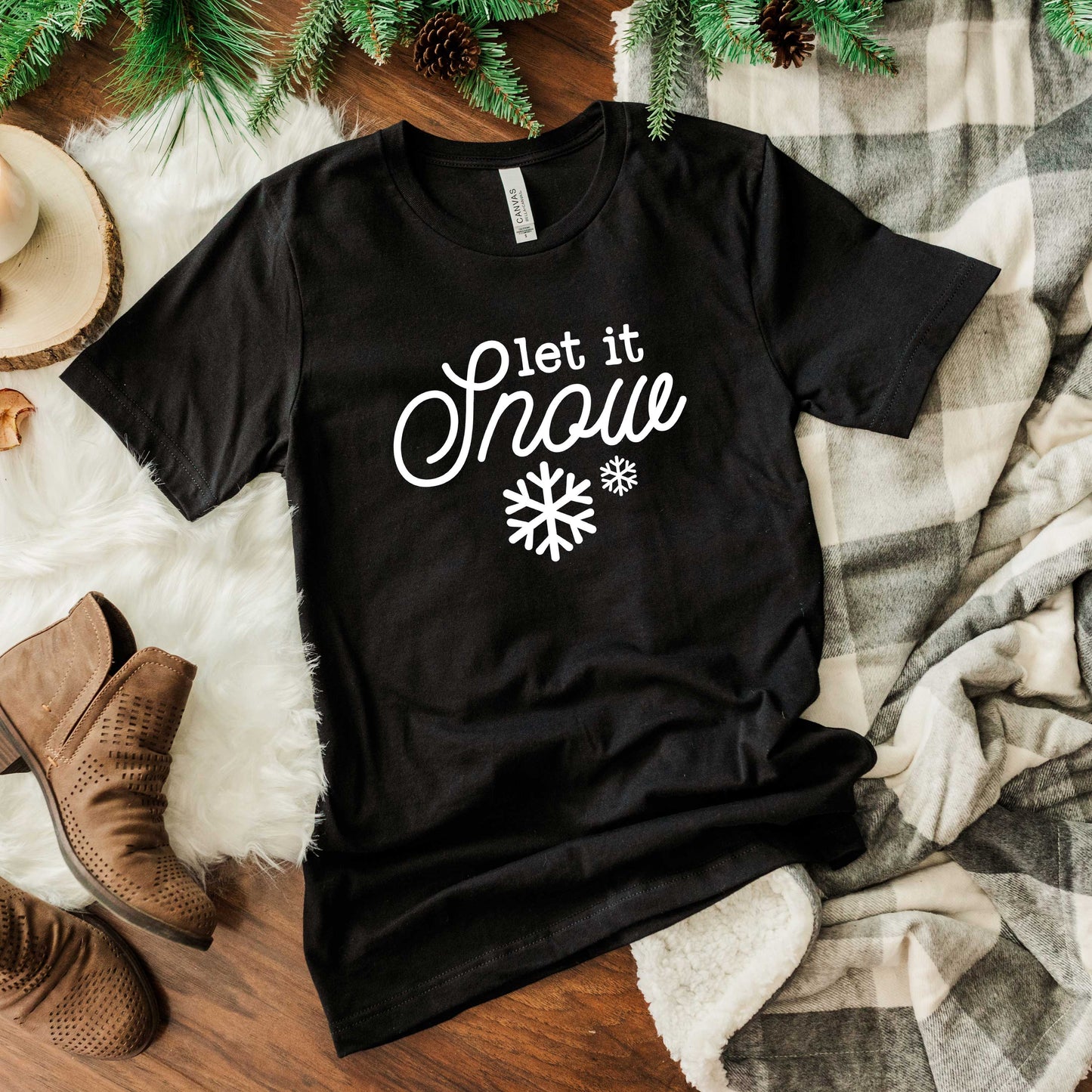 Let It Snow Snowflake | Short Sleeve Graphic Tee