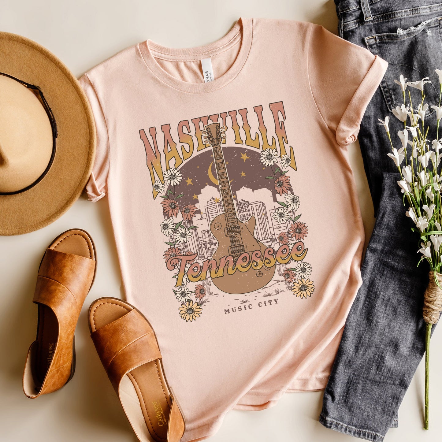 Nashville Tennessee Flowers | Short Sleeve Crew Neck