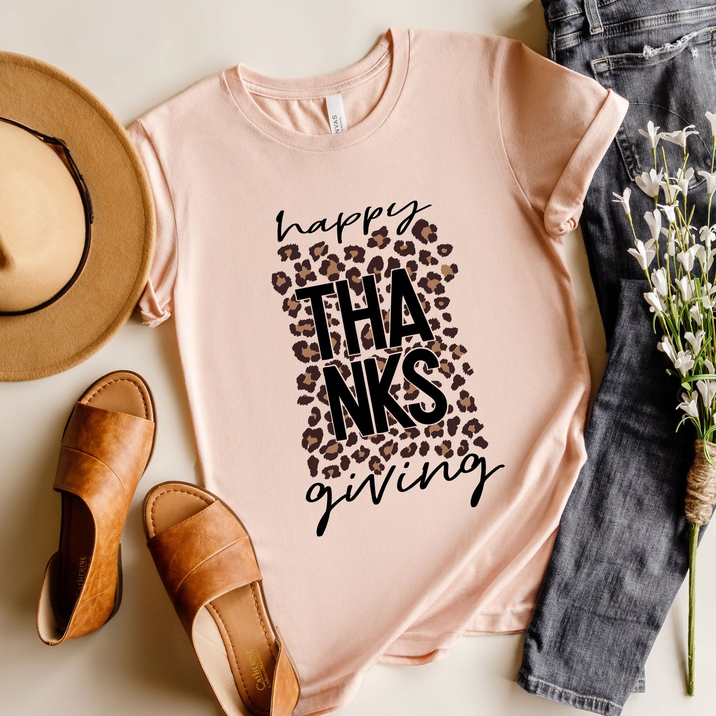 Happy Thanksgiving Leopard | Short Sleeve Graphic Tee