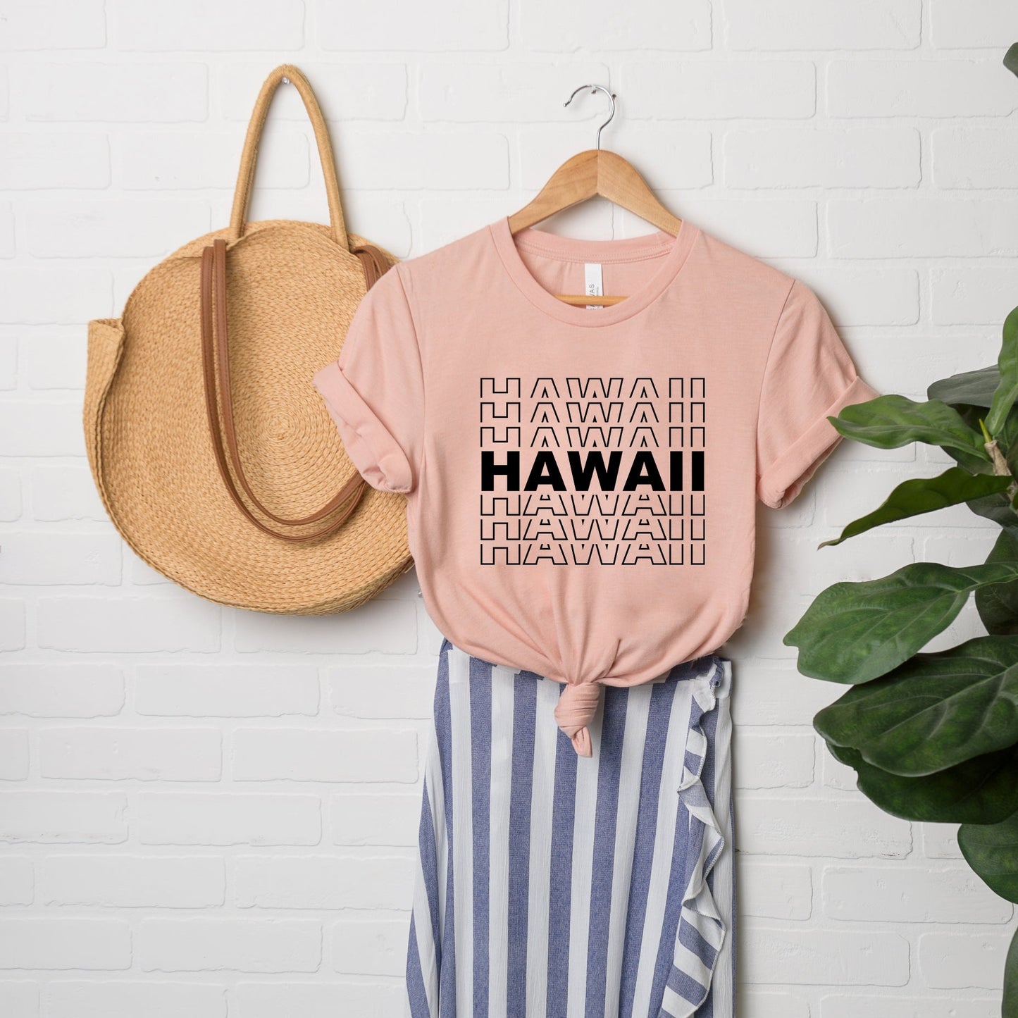 Hawaii | Short Sleeve Graphic Tee