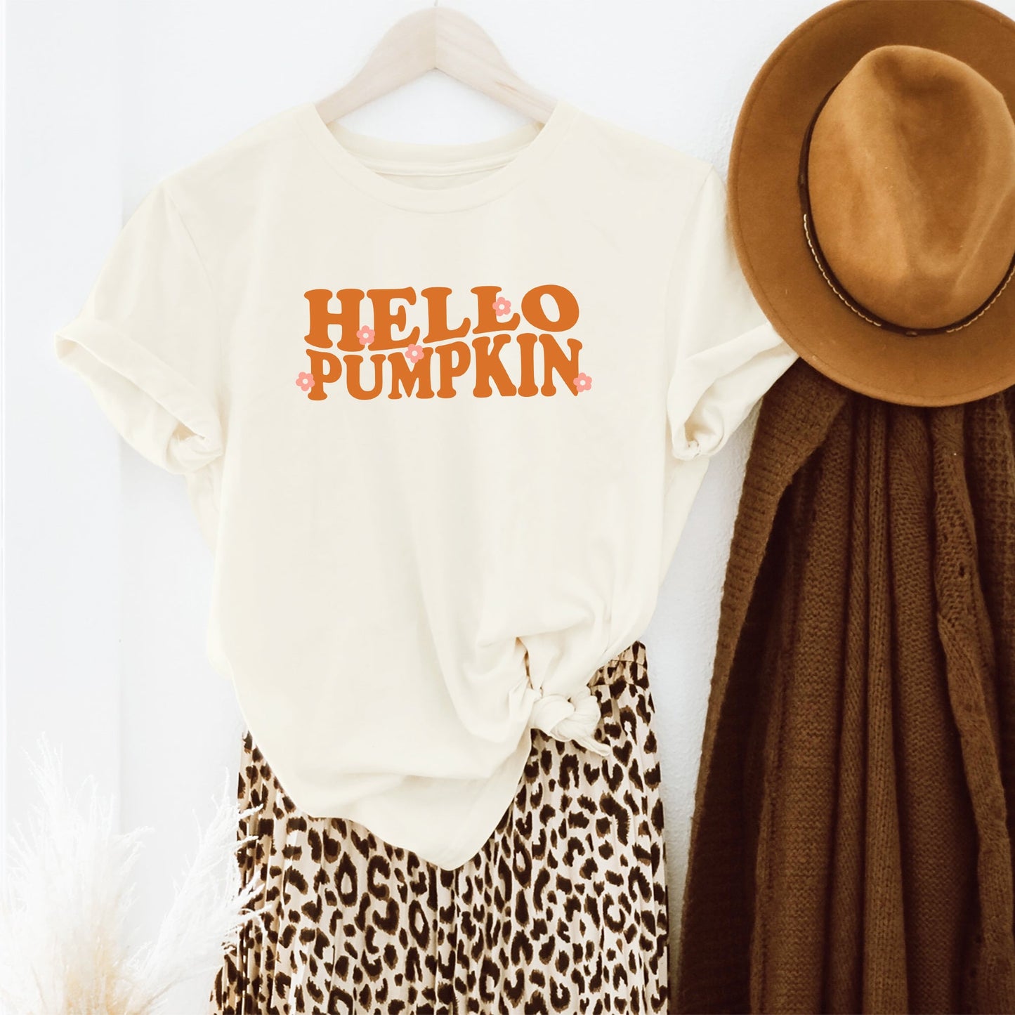 Hello Pumpkin Flowers | Short Sleeve Graphic Tee