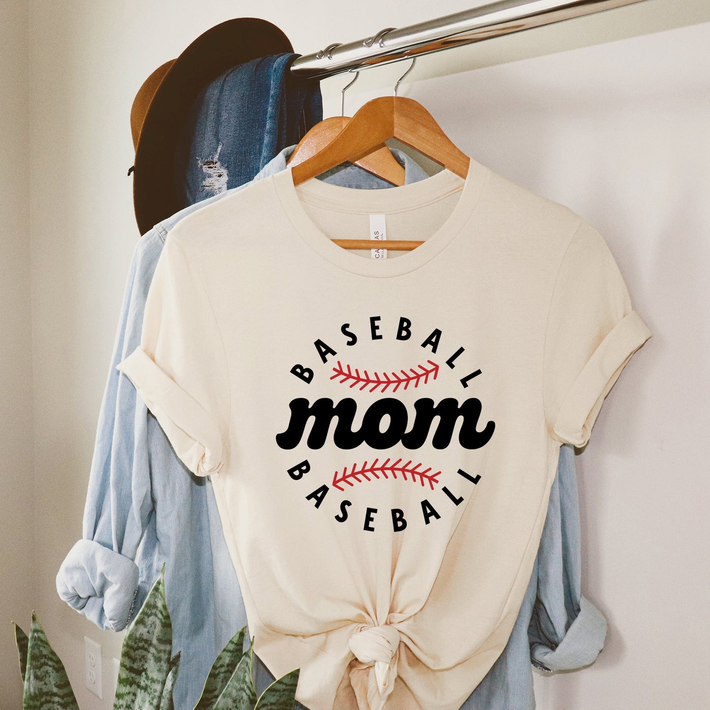 Baseball Mom Baseball | Short Sleeve Graphic Tee