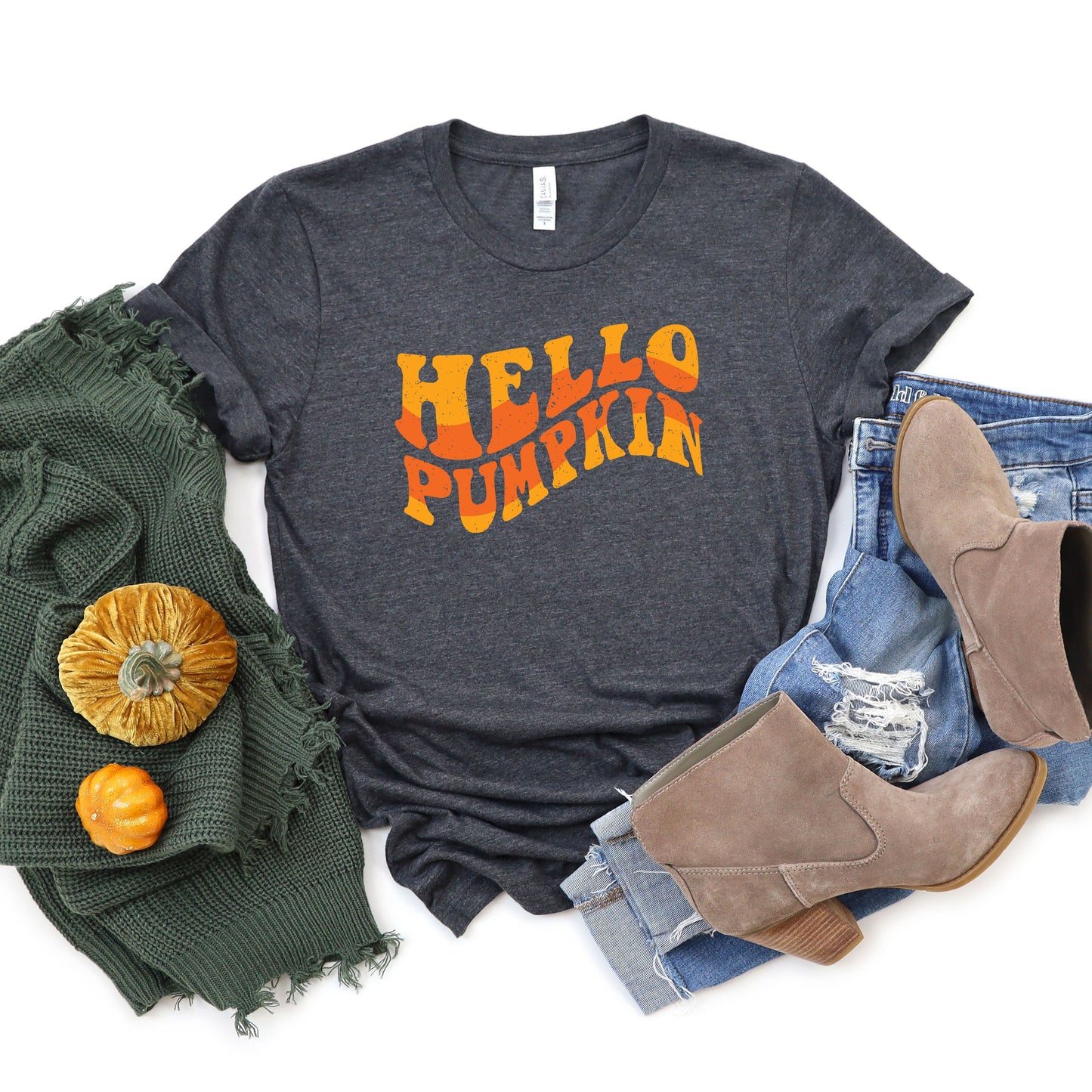Hello Pumpkin Wavy | Short Sleeve Graphic Tee