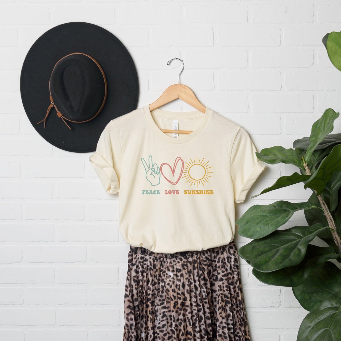 Peace Love Sunshine | Short Sleeve Graphic Tee