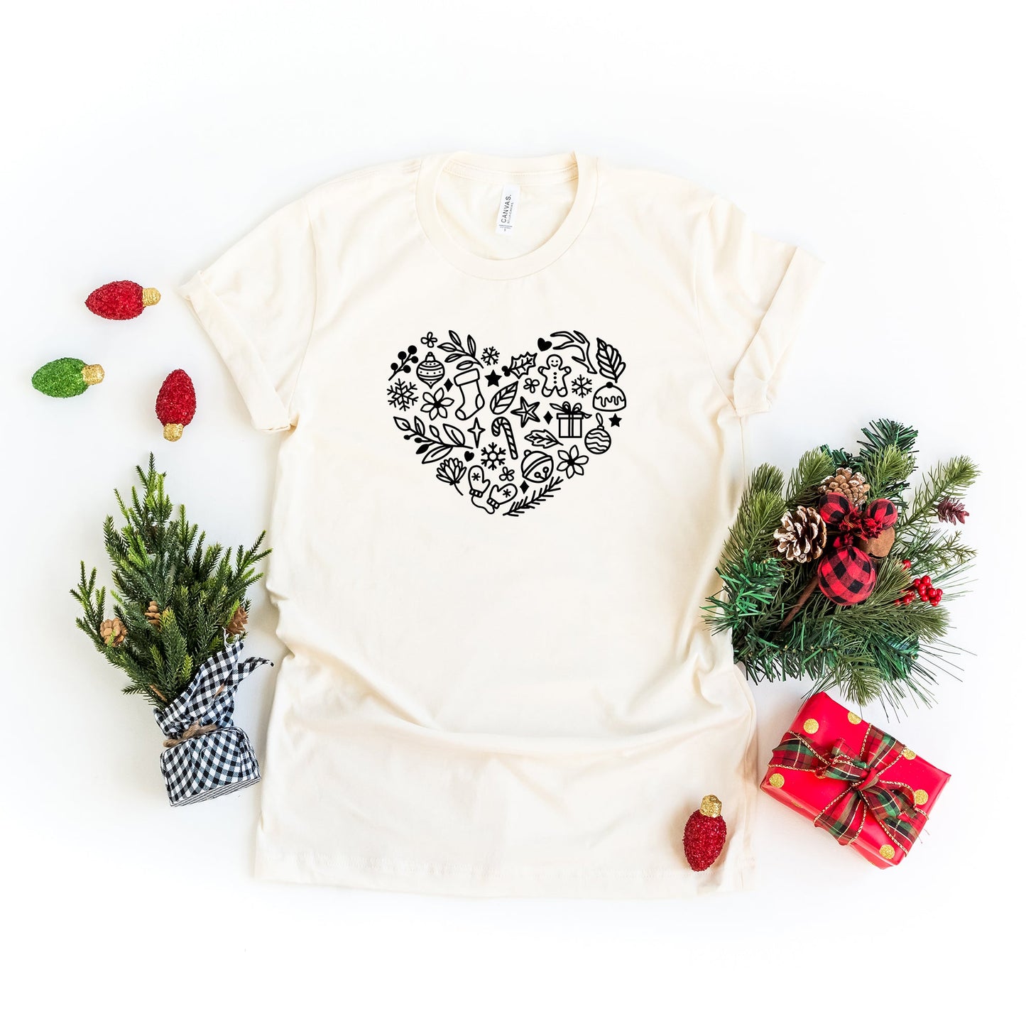 Christmas Heart | Short Sleeve Graphic Tee