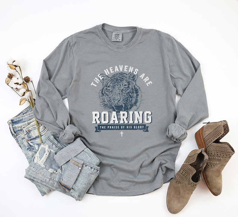 Roaring The Praise Of His Glory | Garment Dyed Long Sleeve