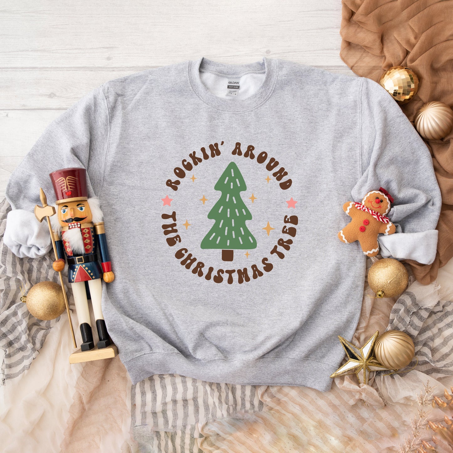 Retro Rockin' Around Tree | Sweatshirt