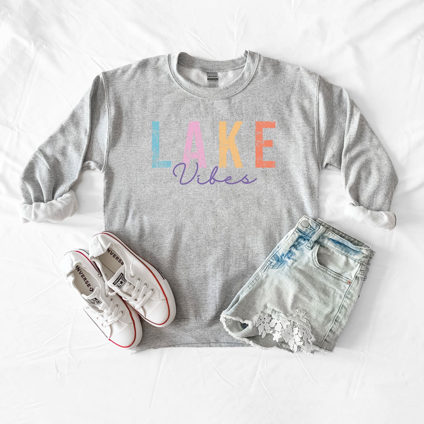 Lake Vibes Cursive | Sweatshirt