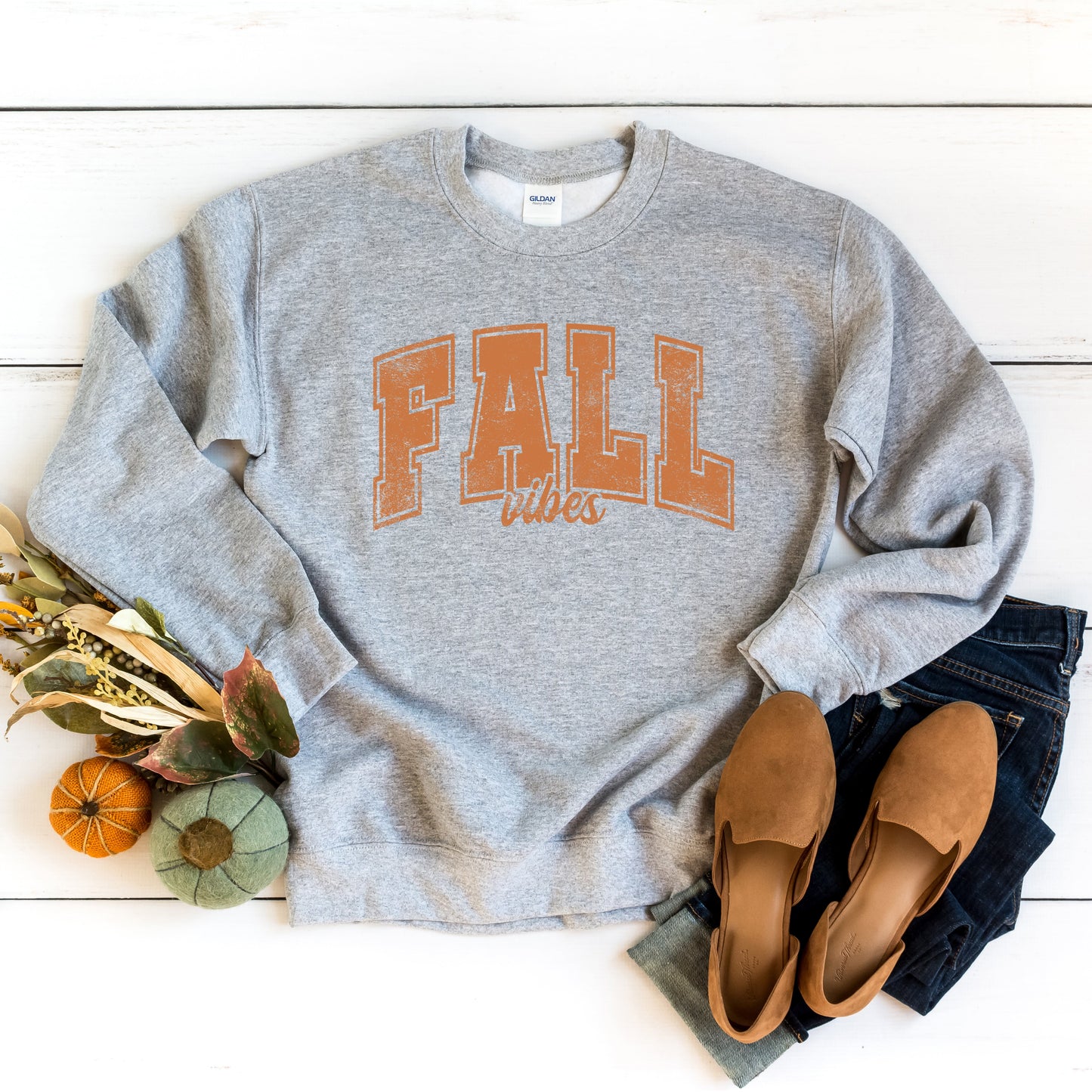 Fall Vibes Varsity | Sweatshirt