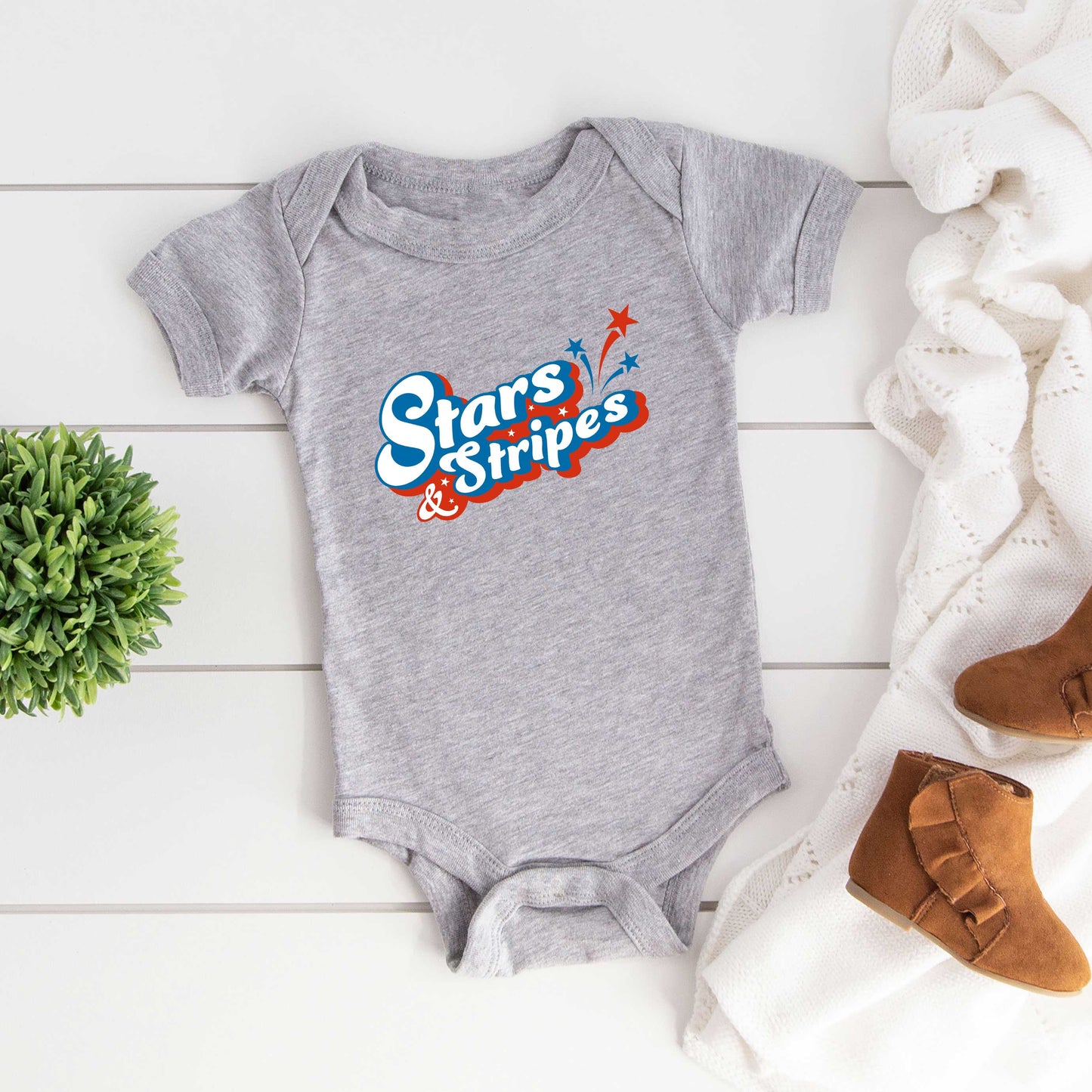Stars and Stripes Firework | Baby Graphic Short Sleeve Bodysuit