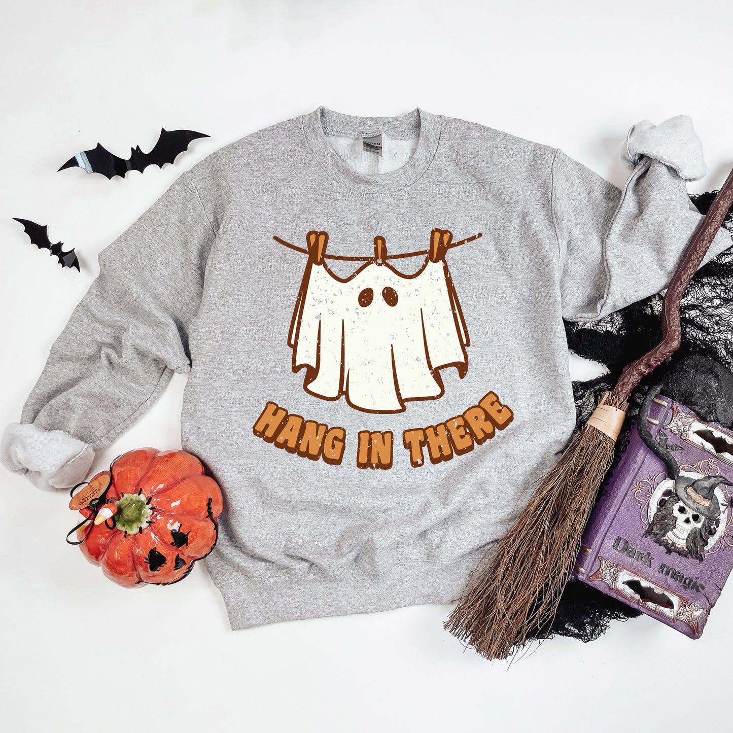 Hang In There Ghost | Sweatshirt