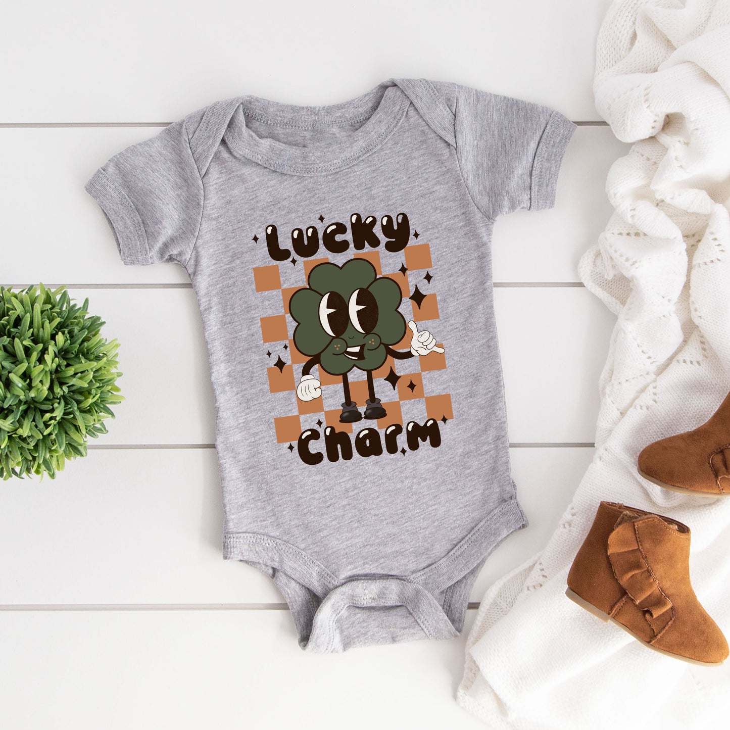 Lucky Charm Checkered | Baby Graphic Short Sleeve Bodysuit