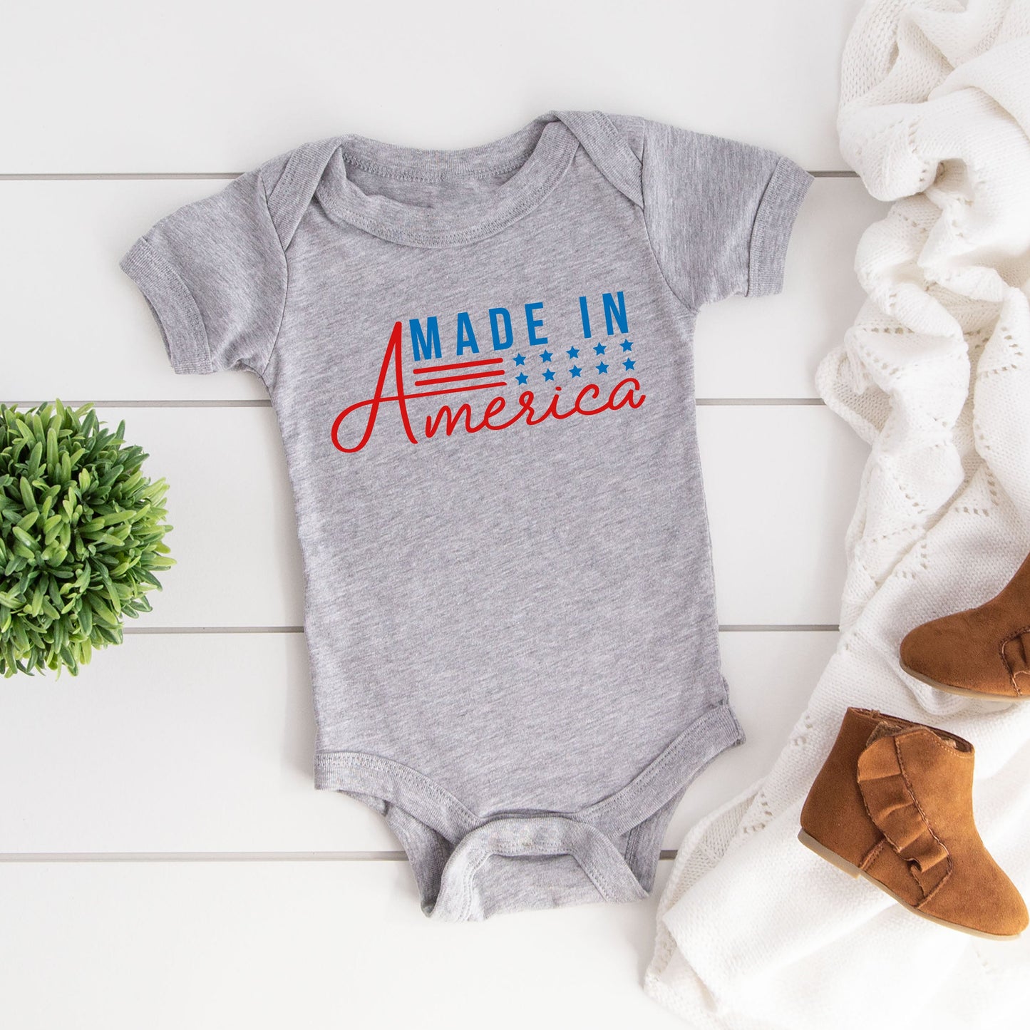 Made In America Stars and Stripes | Baby Graphic Short Sleeve Bodysuit