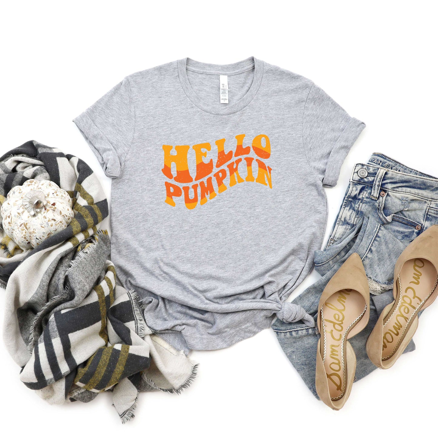 Hello Pumpkin Wavy | Short Sleeve Graphic Tee