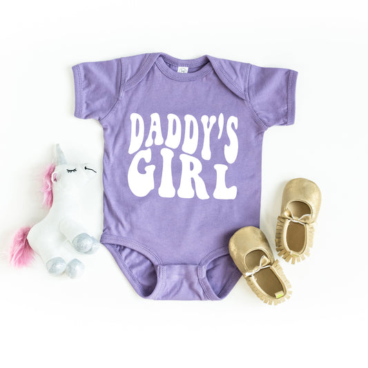 Daddy's Girl Wavy | Baby Graphic Short Sleeve Bodysuit