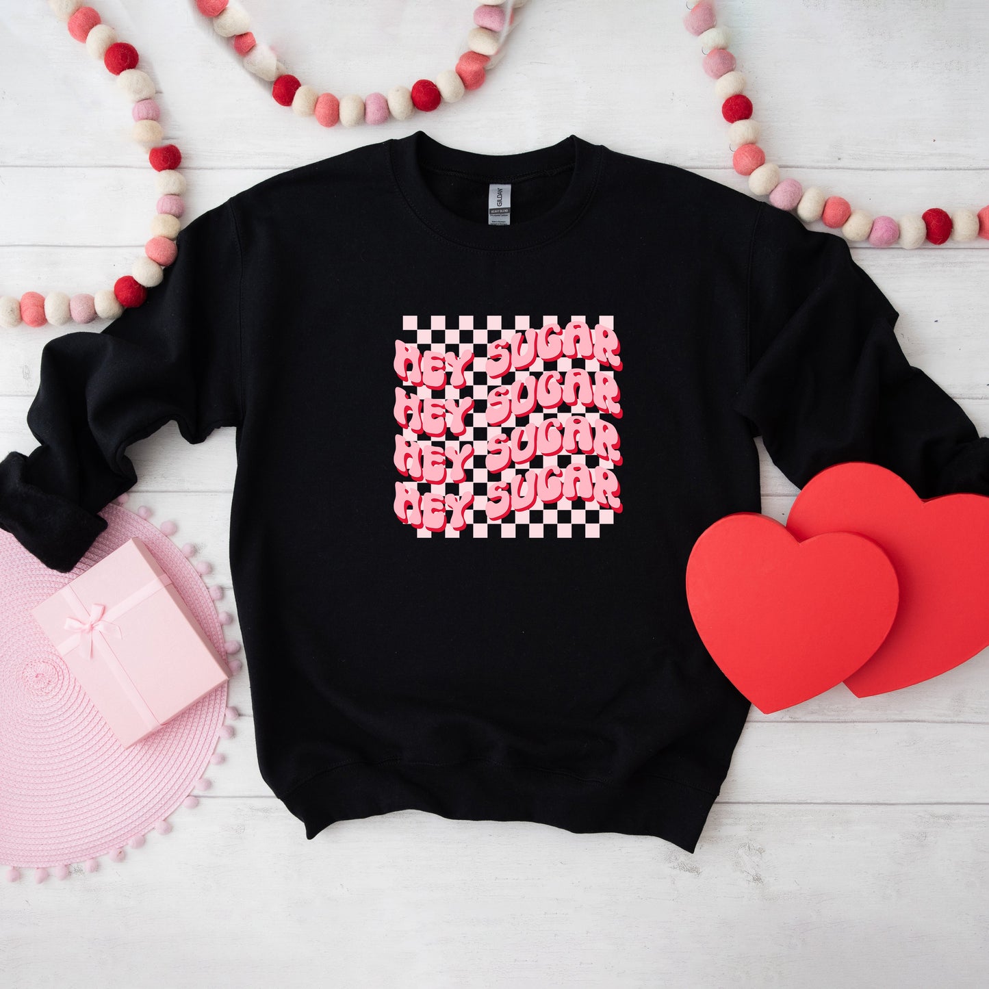 Hey Sugar Wavy Stacked | Sweatshirt