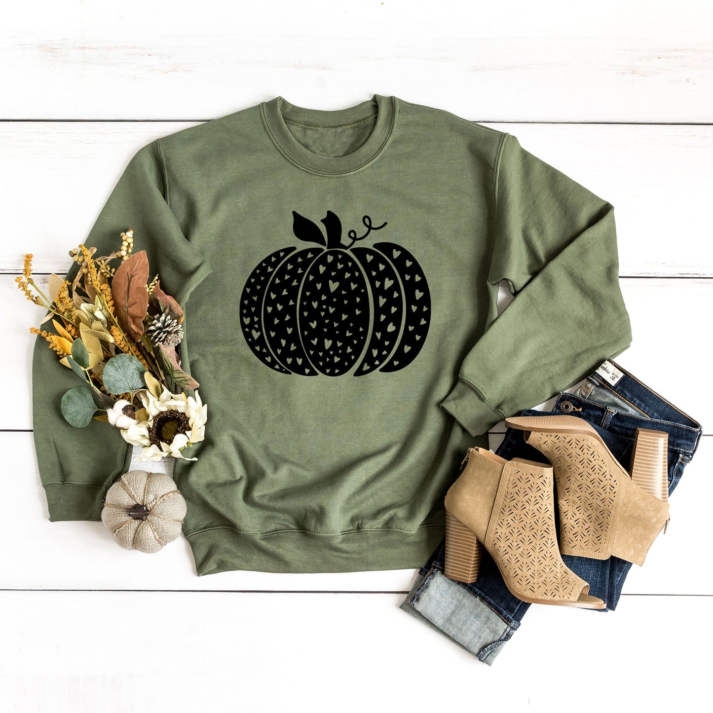 Heart Pumpkin | Sweatshirt