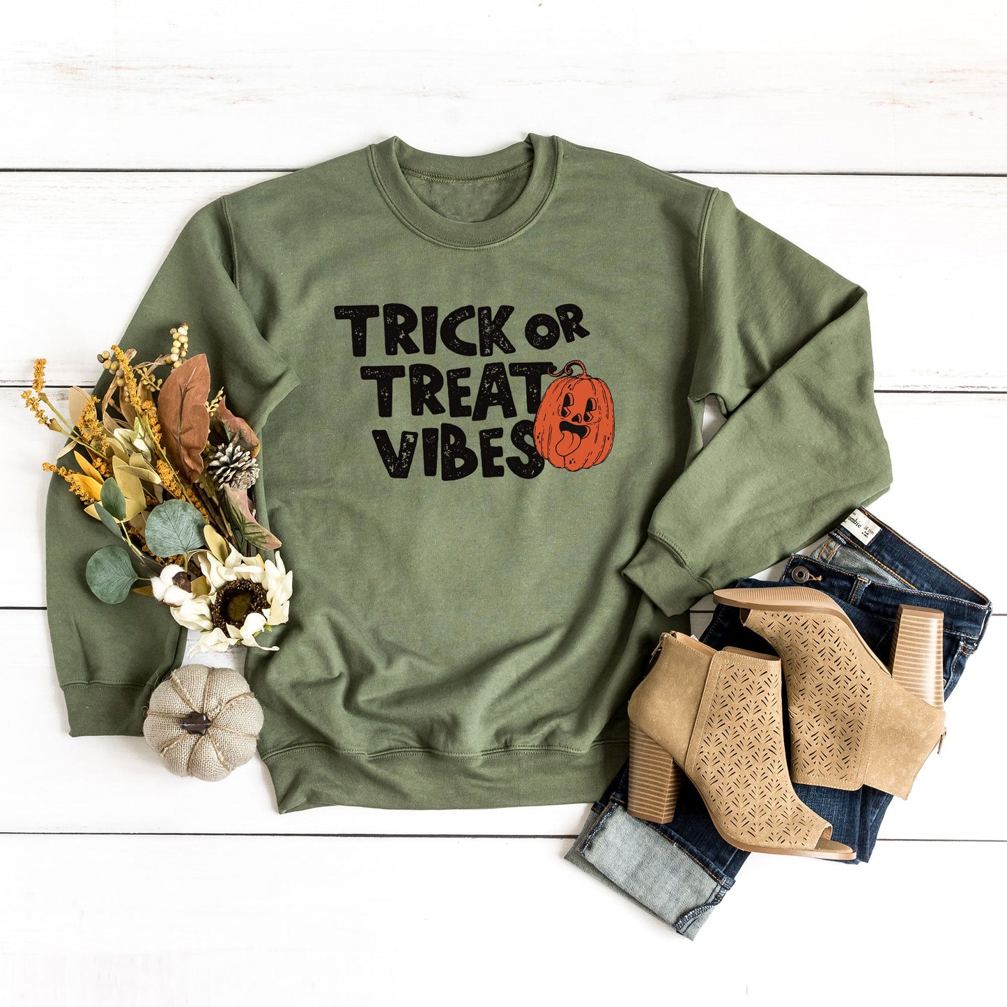 Trick or Treat Vibes Pumpkin | Sweatshirt