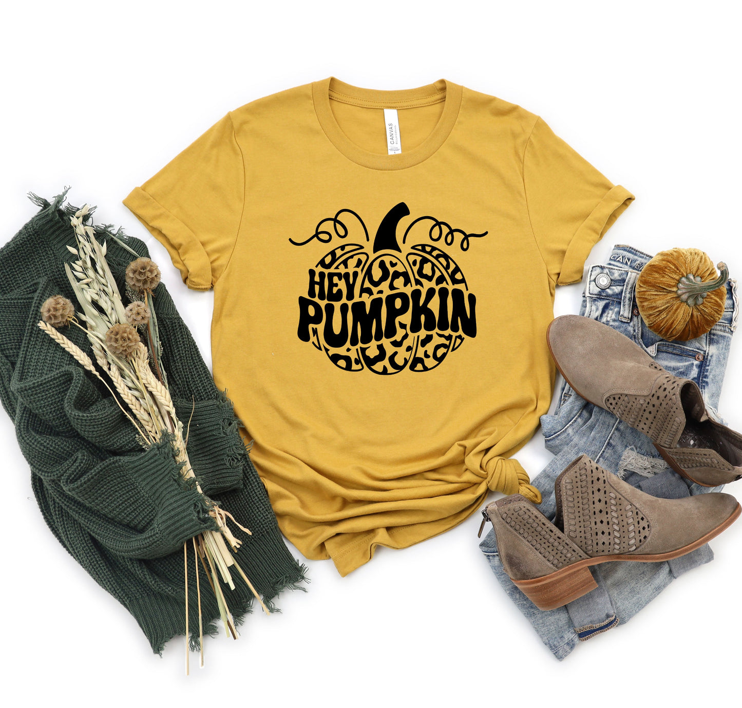 Leopard Hey Pumpkin | Short Sleeve Graphic Tee