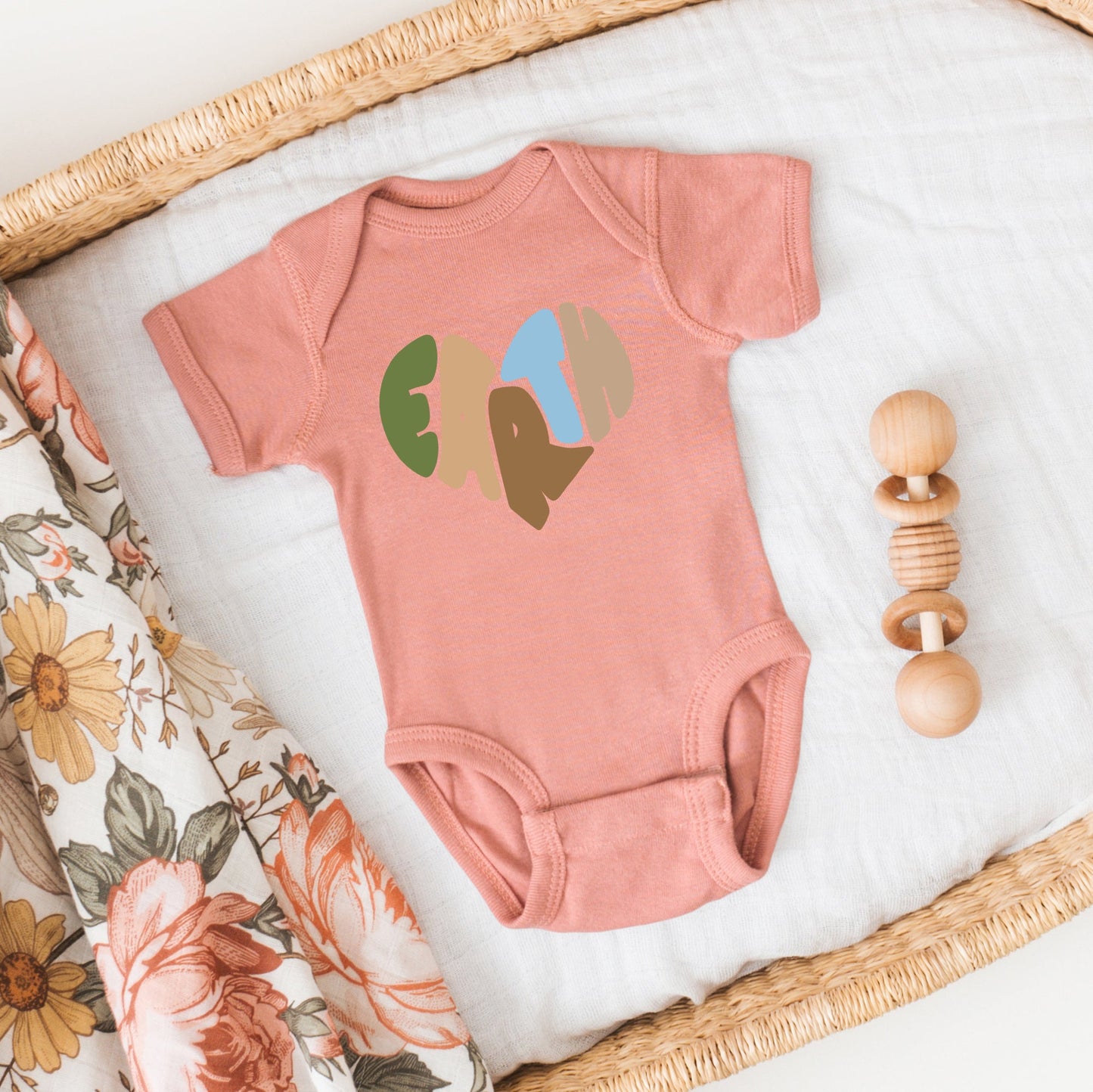 Earth Heart | Baby Graphic Short Sleeve Bodysuit