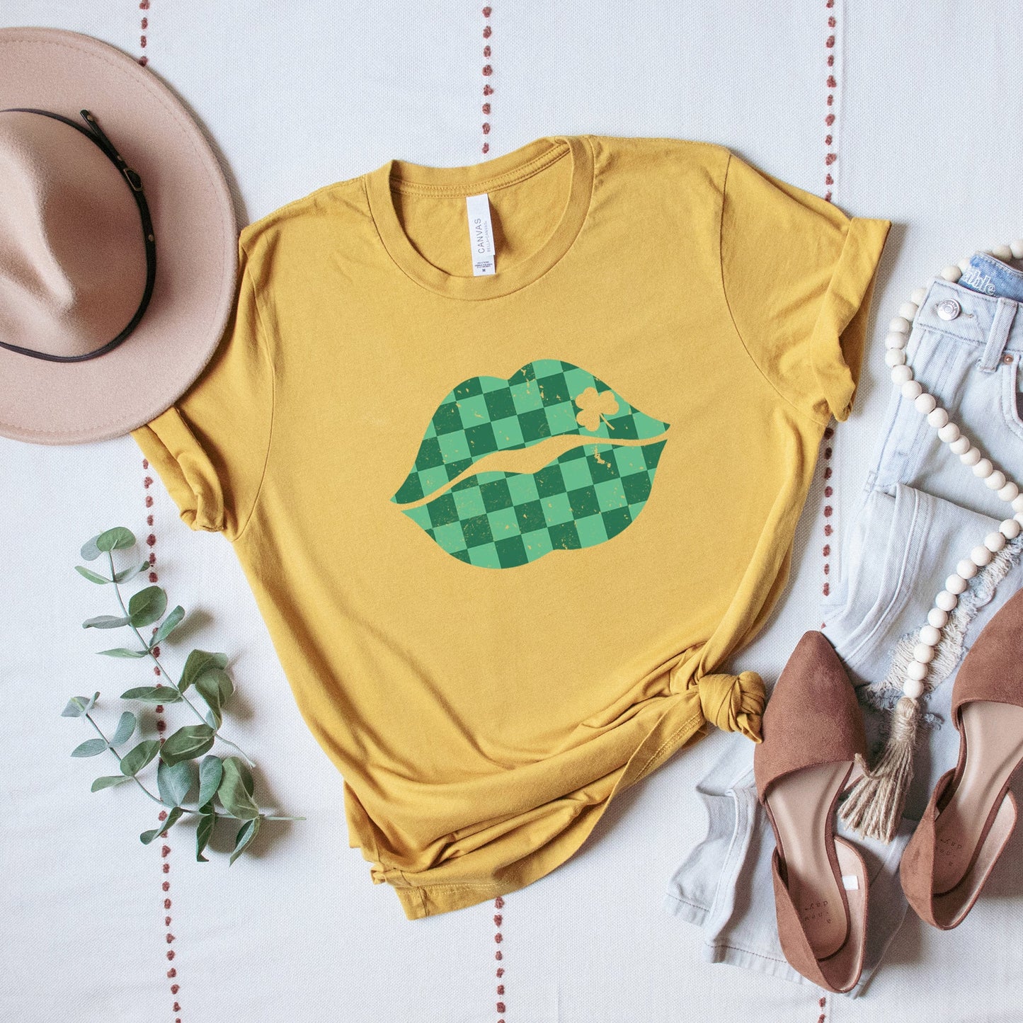 St. Patrick's Lips | Short Sleeve Graphic Tee