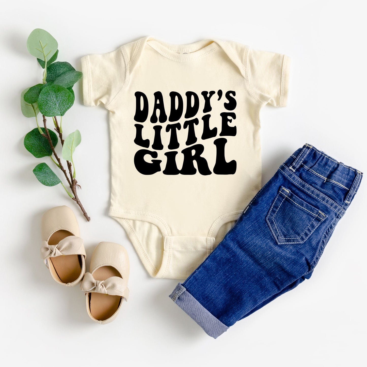Daddy's Little Girl Wavy | Baby Graphic Short Sleeve Bodysuit