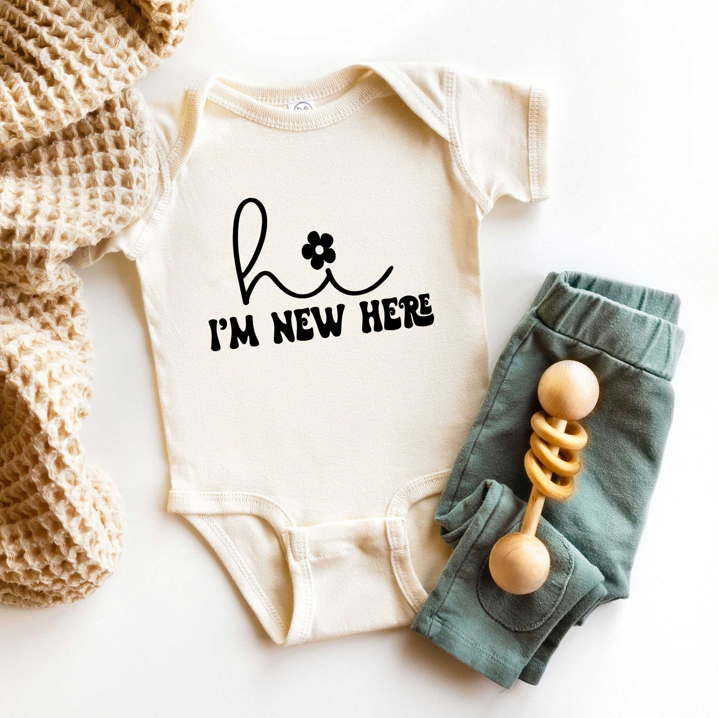 Hi I'm New Here | Baby Graphic Short Sleeve Bodysuit